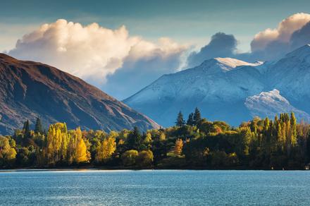 Lake Wanaka's Only Waterfront Hotel with Daily Breakfast & Nightly Drinks 