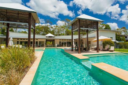 Architect-Designed Noosa Escape for up to Eight Guests