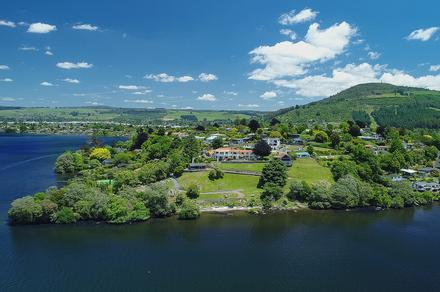 Peppers Rotorua Lakefront Lodge with Four-Course Dinner & Daily Breakfast