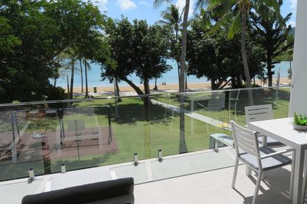 Grand Opening: Ultra-Luxe Airlie Beach Apartments with Welcome Wine & Late Checkout