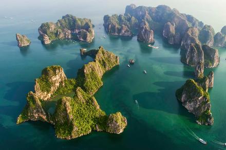 Enchanting Vietnam: A 12-Day Tour Including Halong Bay Cruise and Phu Quoc Island Stay