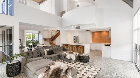 Beachside Villa Escape Near Byron Bay for up to 8 Guests with Sparkling Wine & Gourmet Hamper