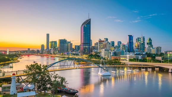 City Break in the Heart of Brisbane with Daily Breakfast