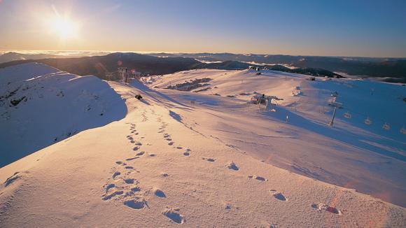 Mount Buller's #1 Ski Resort Stay with Ski Hire & Daily Breakfast