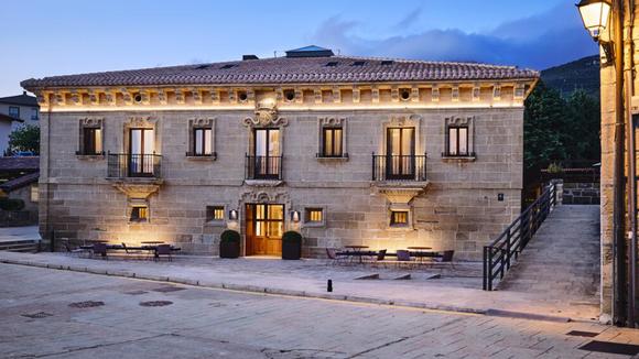 Luxe Spain Escape in the Heart of Rioja Alavesa Wine Country with Daily Breakfast