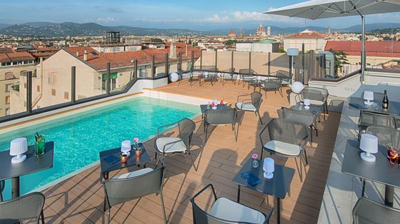 Elegant City Break in the Heart of Florence with Three-Course Tuscan Dinner