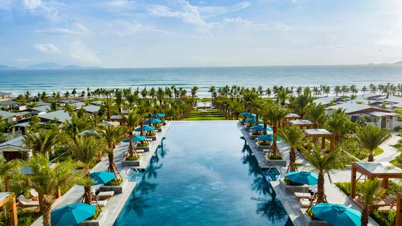 Grand Opening: Radisson Beachfront Luxury with Daily Dining and Nightly Cocktails 