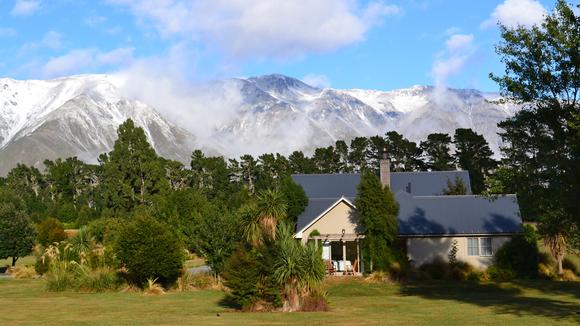 New Zealand Southern Alps Lodge Serenity with Daily Breakfast & Gourmet Four-Course Dinner