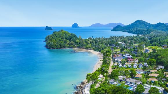 Tranquil Island Getaway with Daily Dining, Daily Massages and Daily Cocktails