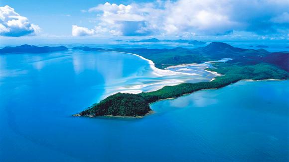 Whitsundays Private Sailing Charter for up to 8 Guests with Luxury Skippered Upgrade Available