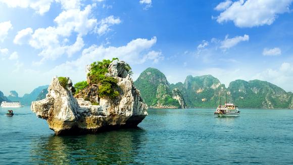 10-Day Tour: Explore South to North Vietnam with Upgrades Available 
