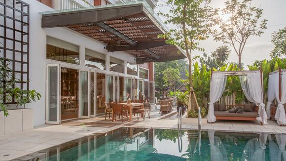 Boutique Bali Hideaway near Sanur Beach with Daily Breakfast & Cocktails