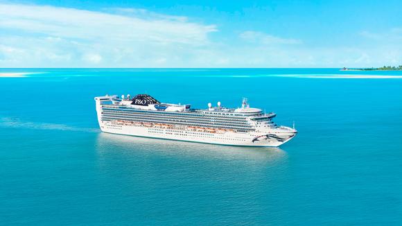 Great Barrier Reef: 7-Night P&O Discovery Cruise to Airlie Beach & Cairns with All-Inclusive Meals & Entertainment