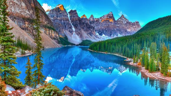 Canada & Alaska: A 22-Day Rail, Cruise & Premium Coach Tour Adventure with Return International Flights 