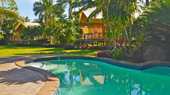 Cook Islands: Fully-Sustainable Eco Luxury Retreat