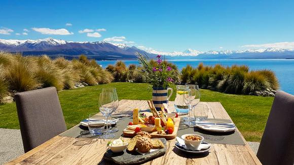 Off-the-Grid Lake Pukaki Escape with Gourmet Dining & Hot Springs Access