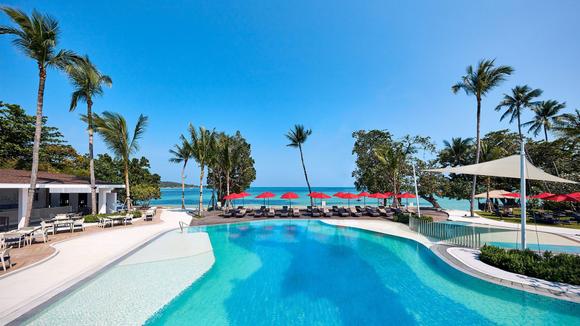 Koh Samui Five-Star Beachfront Retreat with Dinners, Daily Breakfast, Daily Massages & Nightly Cocktails