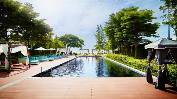 Ultimate City to Beach Escape: Experience Bangkok and Hua Hin in Sofitel Style