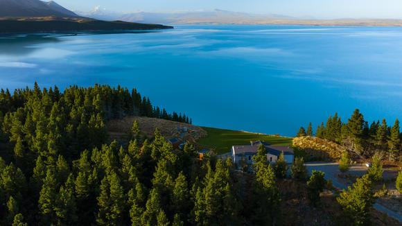 Five-Star Mount Cook Villa Retreat with Nightly Three-Course Dinner & Lake Pukaki Stargazing