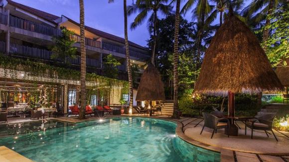 Blissful Balinese Escape with Luxurious Spa Treatment 