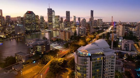 Top-Rated Sky-High Brisbane Escape with City Views, Daily Breakfast & Cocktails