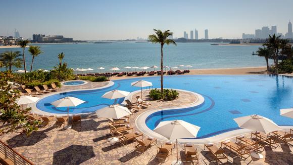 Brand-New Designer Luxury on Palm Jumeirah with Daily Dining & Drinks