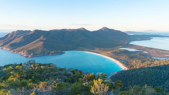 Tasmania: 6-Day Self-Drive Tour with Daily Dining, Local Wine Tastings & Bruny Island Gourmet Tour