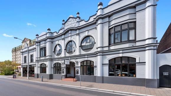 Elegant Launceston Heritage Escape with Daily Breakfast & Late Checkout