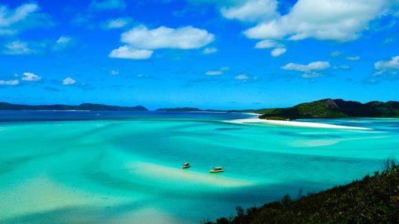 Exclusive Whitsundays Adventure: Private Sailing Experience for Eight People