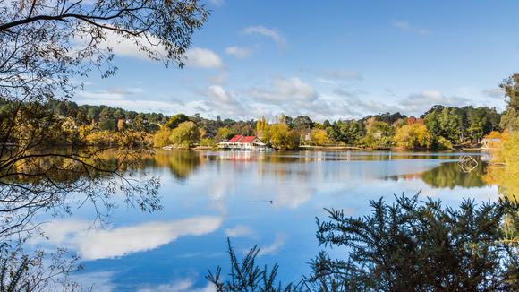 Daylesford & Goldfields: 4-Day Small-Group Walking Tour Departing Melbourne with Manor Stay, Spa Visit & Local Tastings