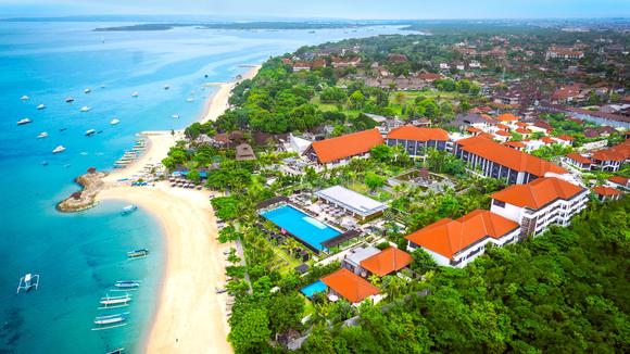 Fairmont Suite Luxury with Dining and Spa Inclusions