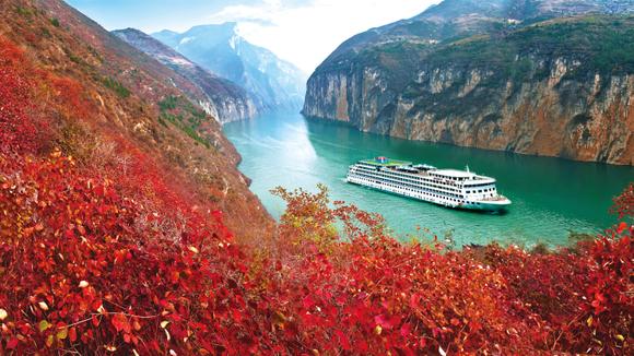 Around the World in 27 Days: A China, Central Europe & Egypt Cruise Tour with International Flights