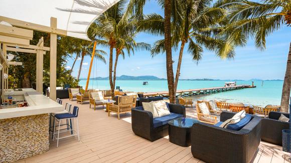 All-Inclusive Private Island Paradise with Free-Flow Drinks