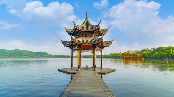 Two for One: 10-Day Highlights of China Tour with International Flights