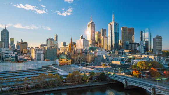 Sky-High Apartment Escape in the Heart of Melbourne