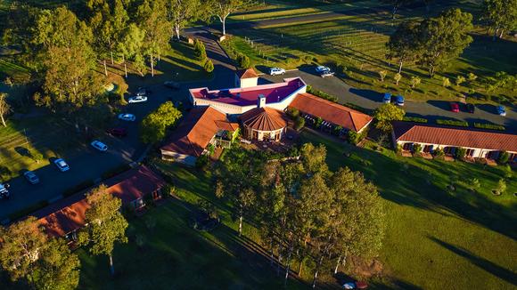 Hunter Valley Tuscan-Inspired Vineyard Escape with Chef-Hatted Restaurant