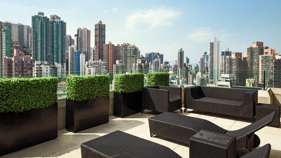 Designer Hong Kong Luxury Suites with Daily Breakfast at Your Choice of Six Cafés