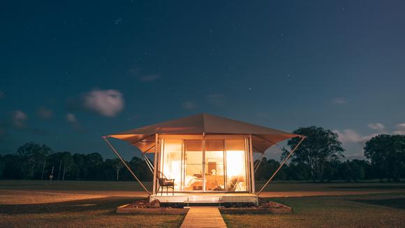 Award-Winning Noosa Eco-Glamping Escape with Lake Cruise & Nightly Drinks