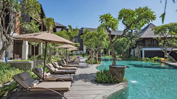 Five-Star Bali Escape with Nightly Cocktails