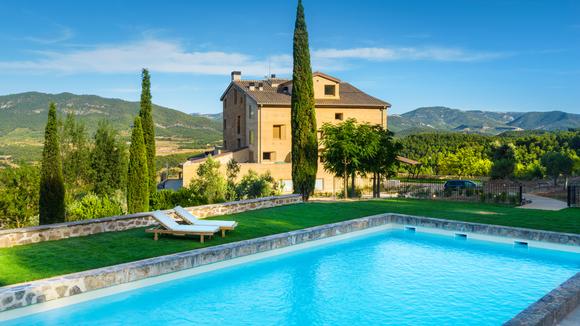 Five-Star Spanish Countryside Retreat with Daily Breakfast & Welcome Drinks