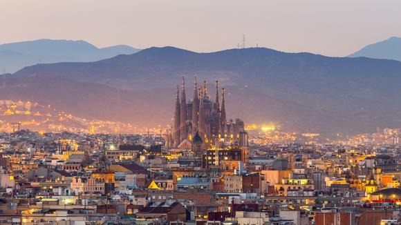 Award-Winning Barcelona Escape with Daily Breakfast & Welcome Drinks