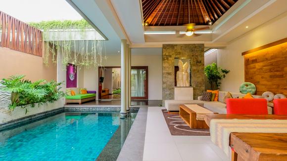 Secluded Pool Villa Luxury Near Vibrant Seminyak