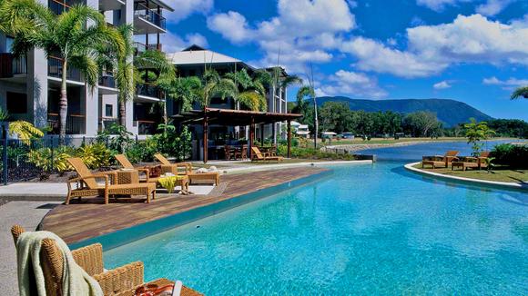 Relaxing Apartment Escape in Tropical Cairns