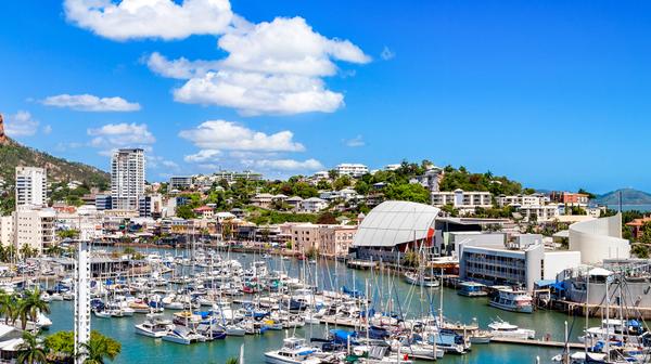 Iconic Townsville Coastal City Stay