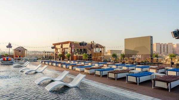 Stylish Dubai City Escape with Rooftop Pool Bar 