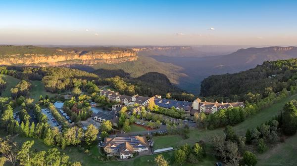 Fairmont Blue Mountains MGallery by Sofitel Luxury with Room Upgrade & Daily Breakfast