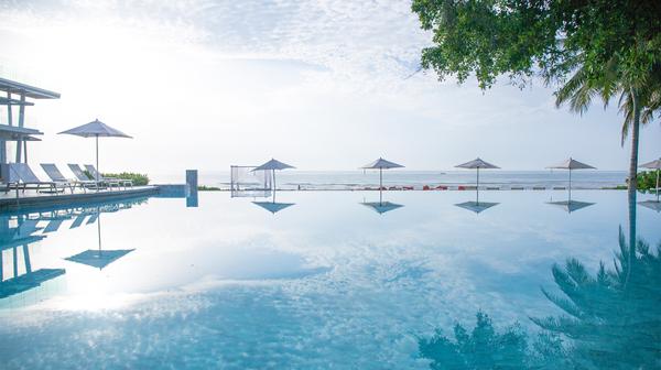 Five-Star Hua Hin Coastal Escape with Private Beach, Daily Breakfast, Daily Lunch or Dinner & Nightly Drinks