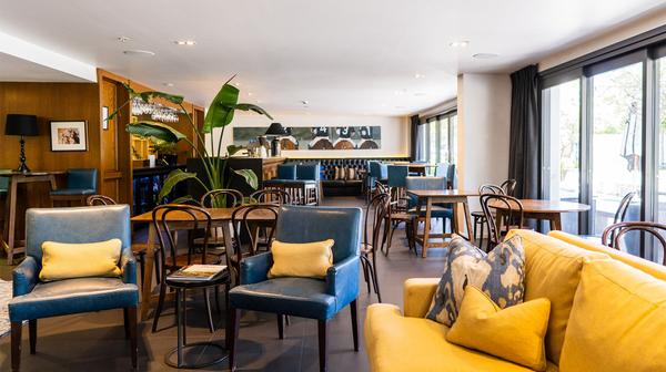 Five-Star All-Suite City Break in Heart of Christchurch