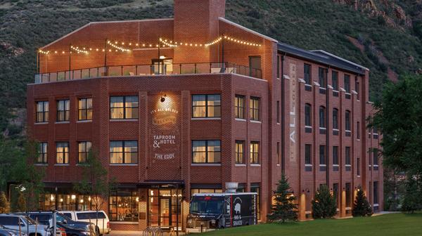 Boutique Colorado Rocky Mountain Escape with Stylish Rooftop & Onsite Taproom