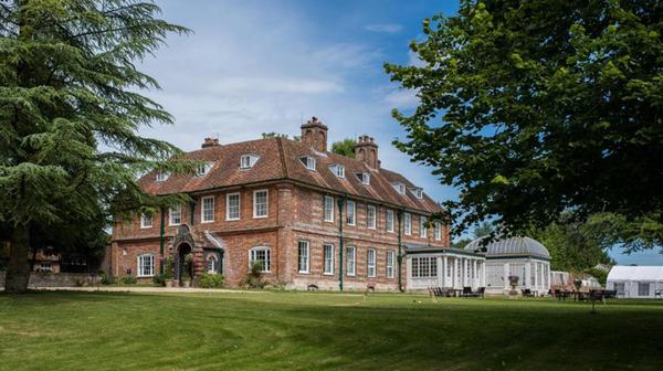 Historic Countryside Manor Retreat near Winchester